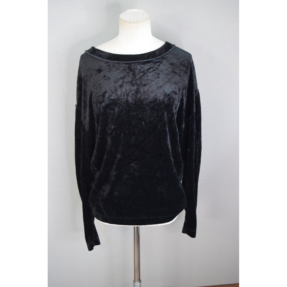 We The Free Velvet Pullover Small Black Long Sleeve Scoop Neck Exposed Seam